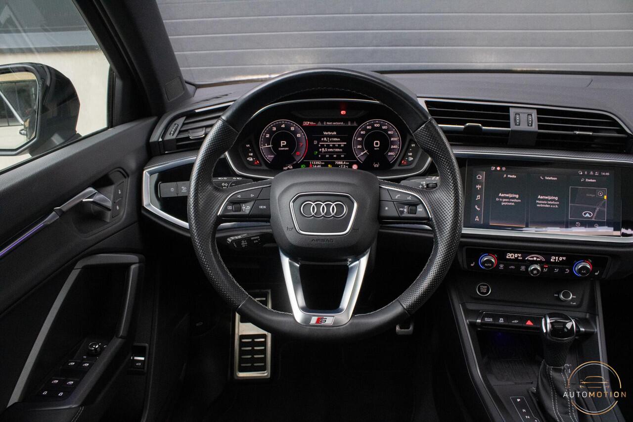 Audi Q3 45 TFSI e S edition PANO ELEKTR. STOEL CAMERA SFEER Sline