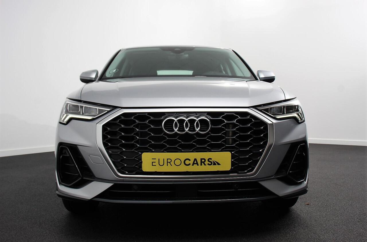 Audi Q3 Sportback 45 TFSI Attitude Plus PHEV 245 PK | Climatronic | Adaptive Cruise control | PDC V + A | Navigatie | Elektrische Kofferbak | Lichtmetalen Velgen