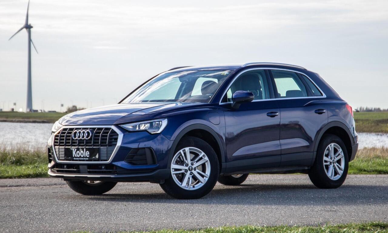 Audi Q3 45 TFSI e edition AUTOMAAT / PLUG IN HYBRID / STOELVERWARMING / LEER / VIRTUAL COCKPIT / CRUISE CONTROLE / DEALER ONDERHOUDEN