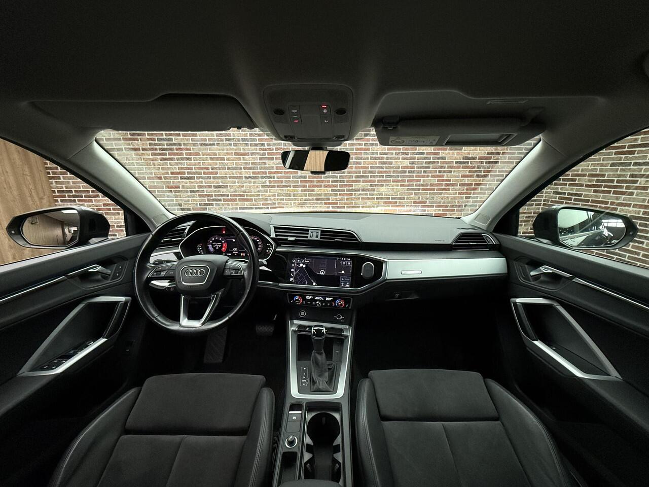 Audi Q3 35 TFSI S-Line | Apple carplay & Android auto | Matrix | Elektr. trekhaak | Key Less | 12 maanden Garantie