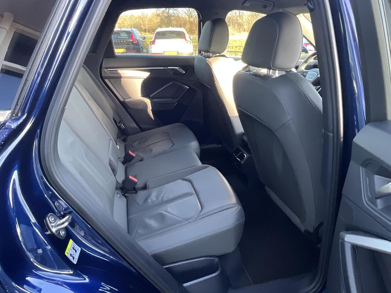 Audi Q3 35 TFSI Advanced edition Plus CAMERA | TREKHAAK