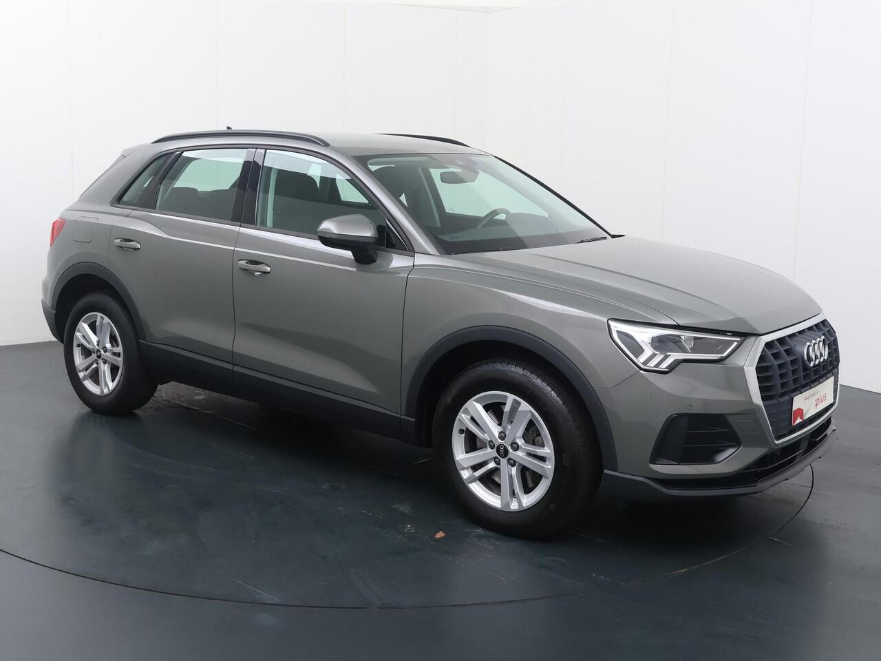 Audi Q3 45 TFSI e edition | 245 PK | SoH 93% | Adaptive cruise control | Navigatiesysteem | Full LED koplampen | Audi sound system | Climate control |