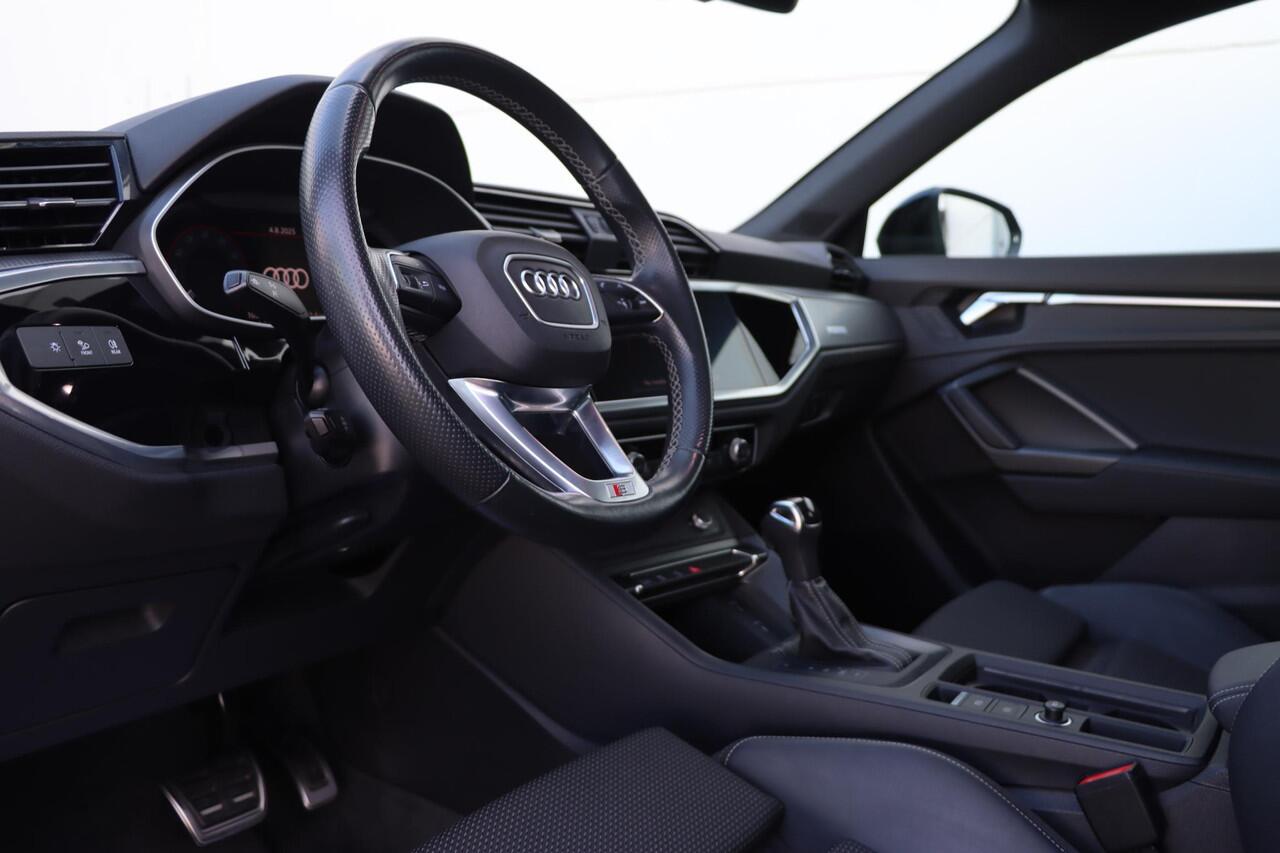 Audi Q3 Sportback 35 TFSI S-Line Edition 150pk S-Tronic | Pano | CarPlay | Elektrische achterklep