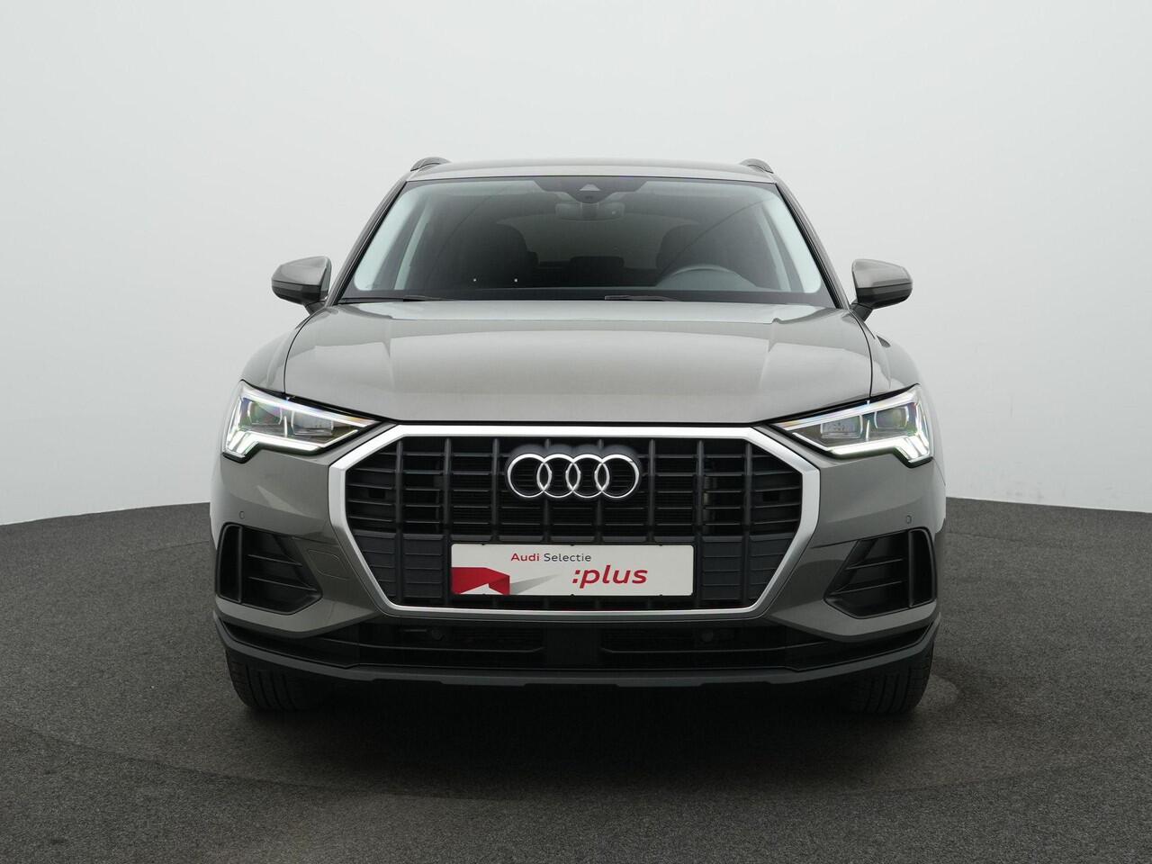 Audi Q3 45 TFSI e 245 pk S-tronic Advanced edition | Stoelverwarming | Adaptive Cruise | Navigatie | Parkeersensoren voor/achter