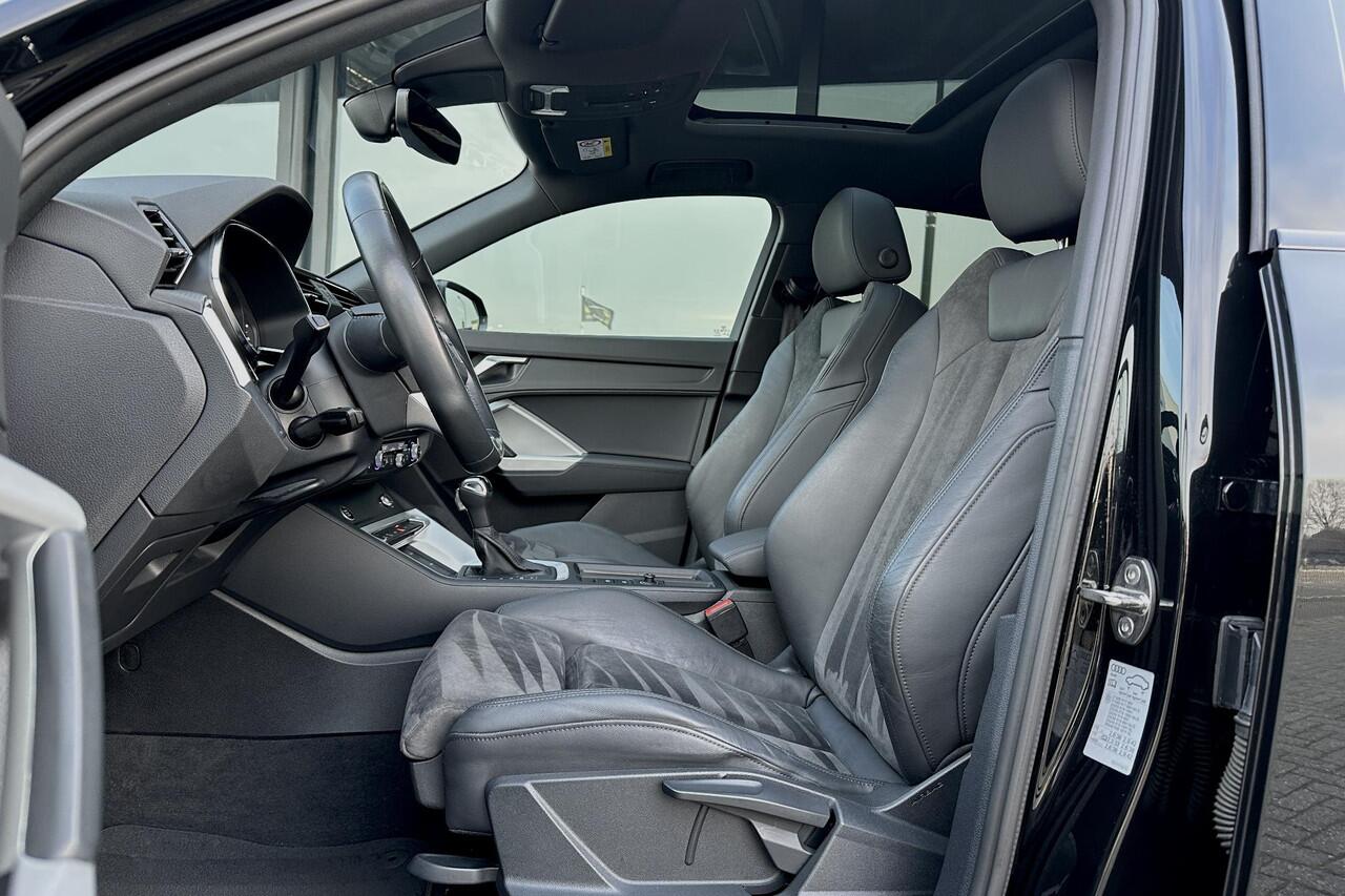 Audi Q3 Sportback 45 TFSIe S-Line Black Edition Panorama Leer Sonos