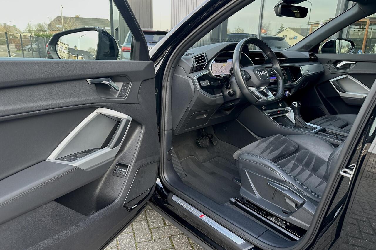 Audi Q3 Sportback 45 TFSIe S-Line Black Edition Panorama Leer Sonos
