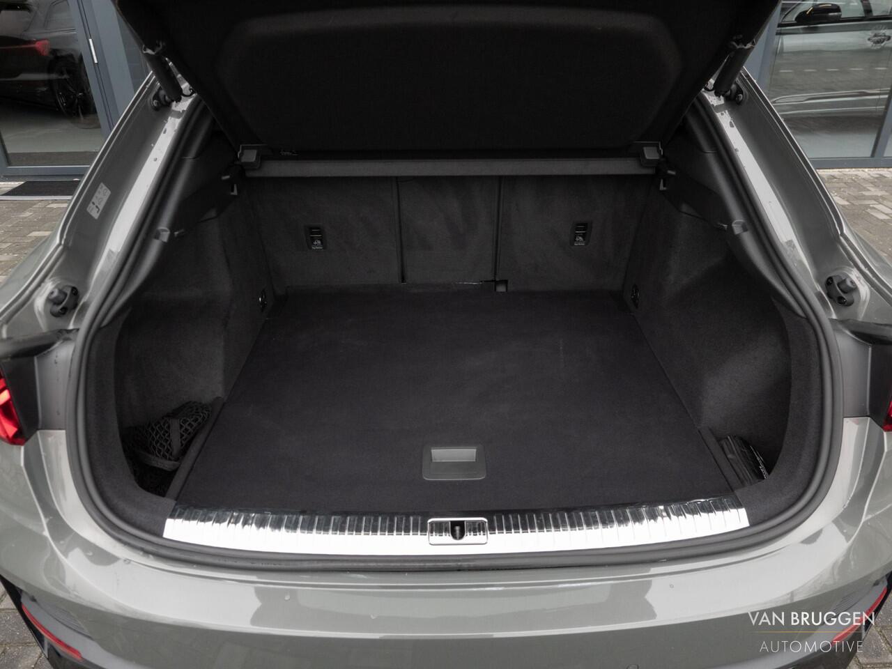 Audi Q3 Sportback 35 TFSI S-Line Pano B&O Camera Keyless Trekh ACC Chronos