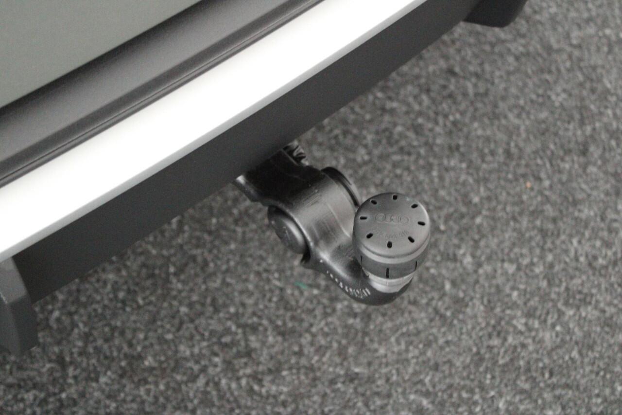 Audi Q3 Sportback 35 TFSI 150pk S-Tronic Pro Line S Trekhaak Stoelverwarming ACC Carplay Virtual Cockpit S-Line