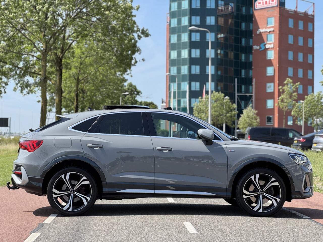 Audi Q3 45 TFSI e 245 Pk S-Line Nardo Pano Camera Trekhaak