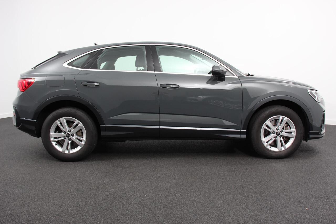 Audi Q3 Sportback 45 TFSI Attitude Plus PHEV 245 PK DEMO! climacontrol | Adaptive Cruise control | PDC V + A | Navigatie | Elektrische Kofferbak | LMV Velgen