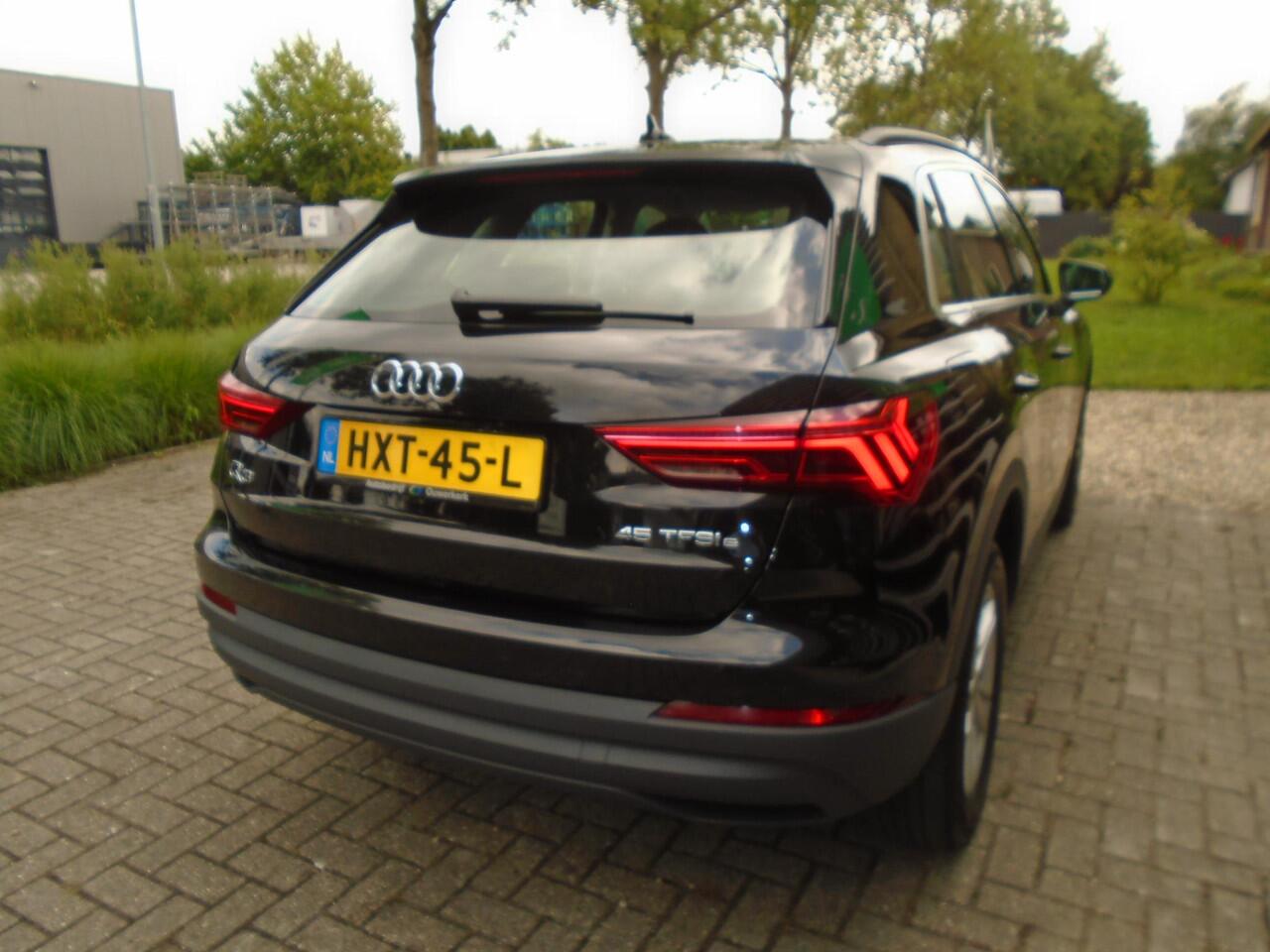 Audi Q3 45 TFSI e Advanced edition