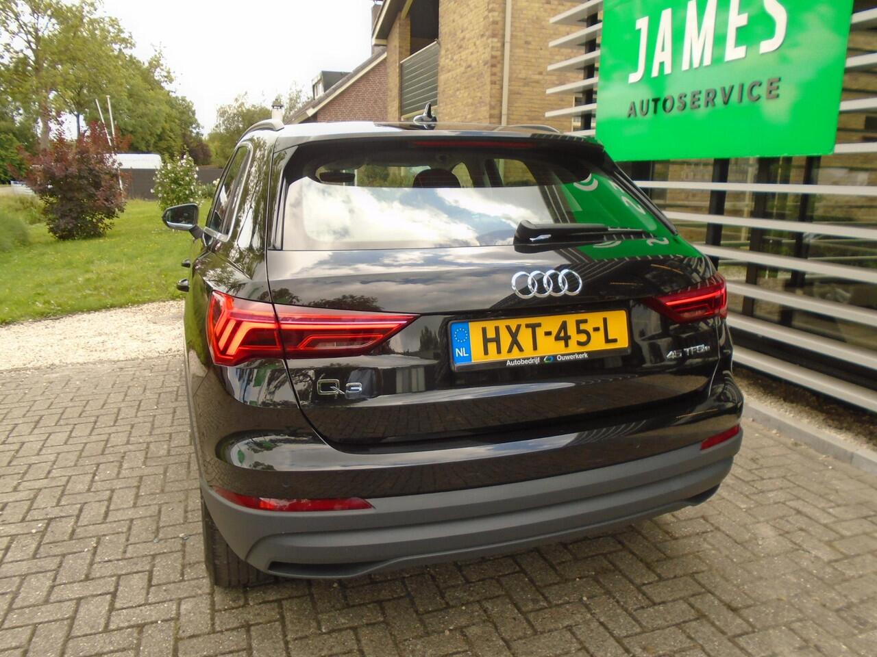 Audi Q3 45 TFSI e Advanced edition