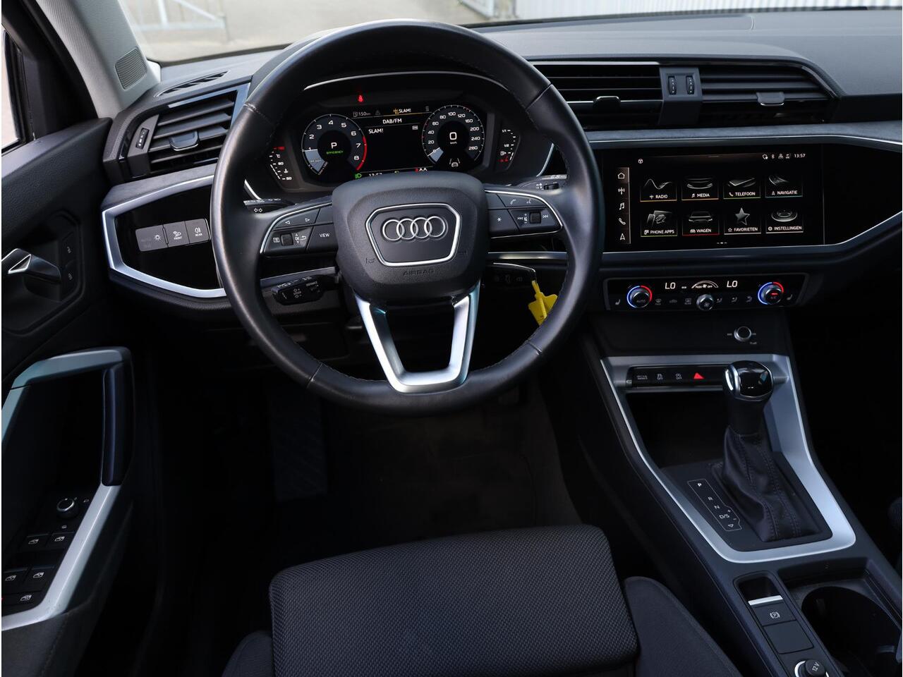 Audi Q3 Sportback 35 TFSI Virtual Cockpit | Adaptive Cruise | Carplay/Android | Stoelverwarming | LED |