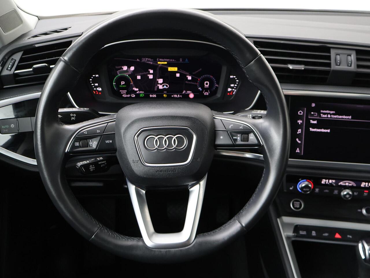 Audi Q3 Sportback 45 TFSI e S Edition | 245 PK | SoH 83% | Trekhaak | Navigatiesysteem | Adaptive cruise control | S line |