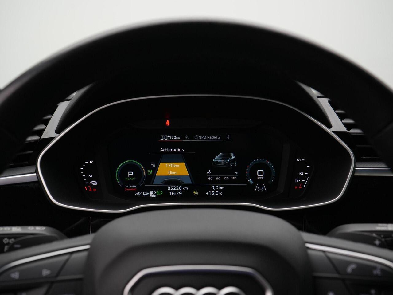 Audi Q3 45 TFSI e 245 pk S-tronic edition | Achteruitrijcamera | Stoelverwarming | Carplay | 18 inch