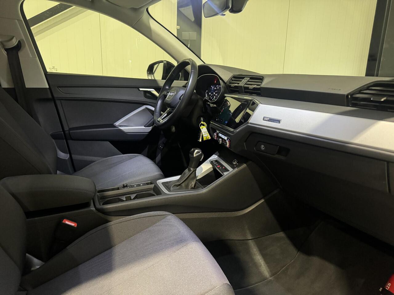 Audi Q3 45 TFSI e Business Aut. | navi | virtual | carplay | privacy glas |