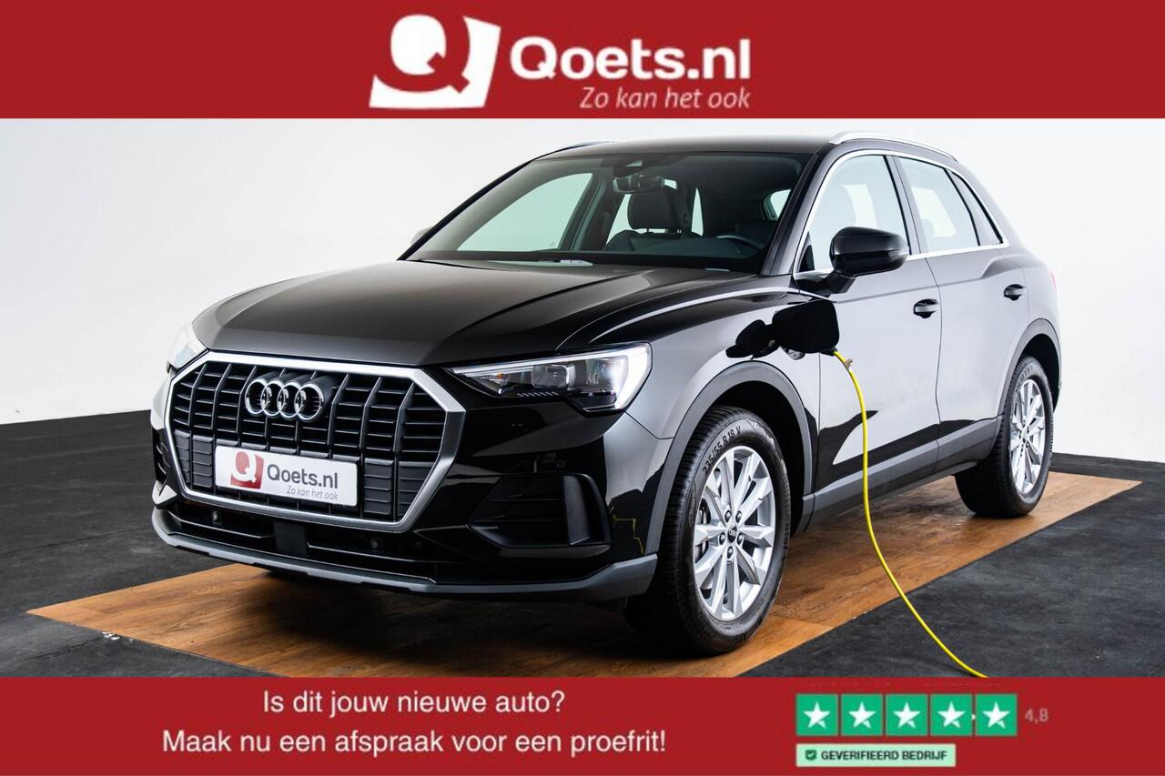 Audi Q3 45 TFSI e S edition Stoelenverwarming voor - Sportstoelen - Achterbank plus - Audi virtual cockpit plus - Parkeerhulp plus - Cruise control - Audi drive select - Automatisch bedienbare achterklep - Binnenspiegel automatisch dimmend -