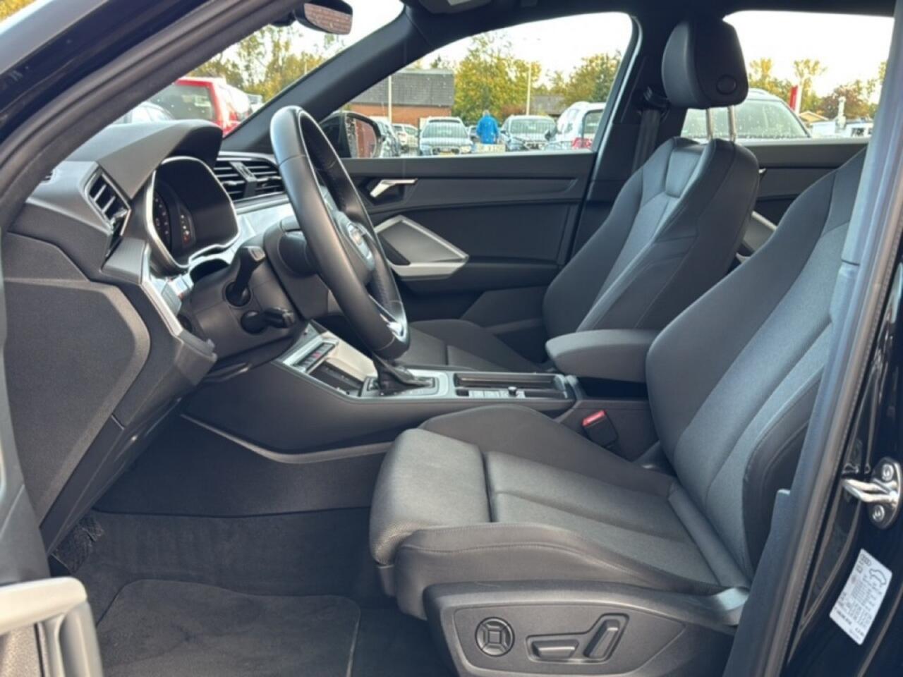 Audi Q3 35 TDI 150 PK ADVANCED CAMERA/NAVI/ACC