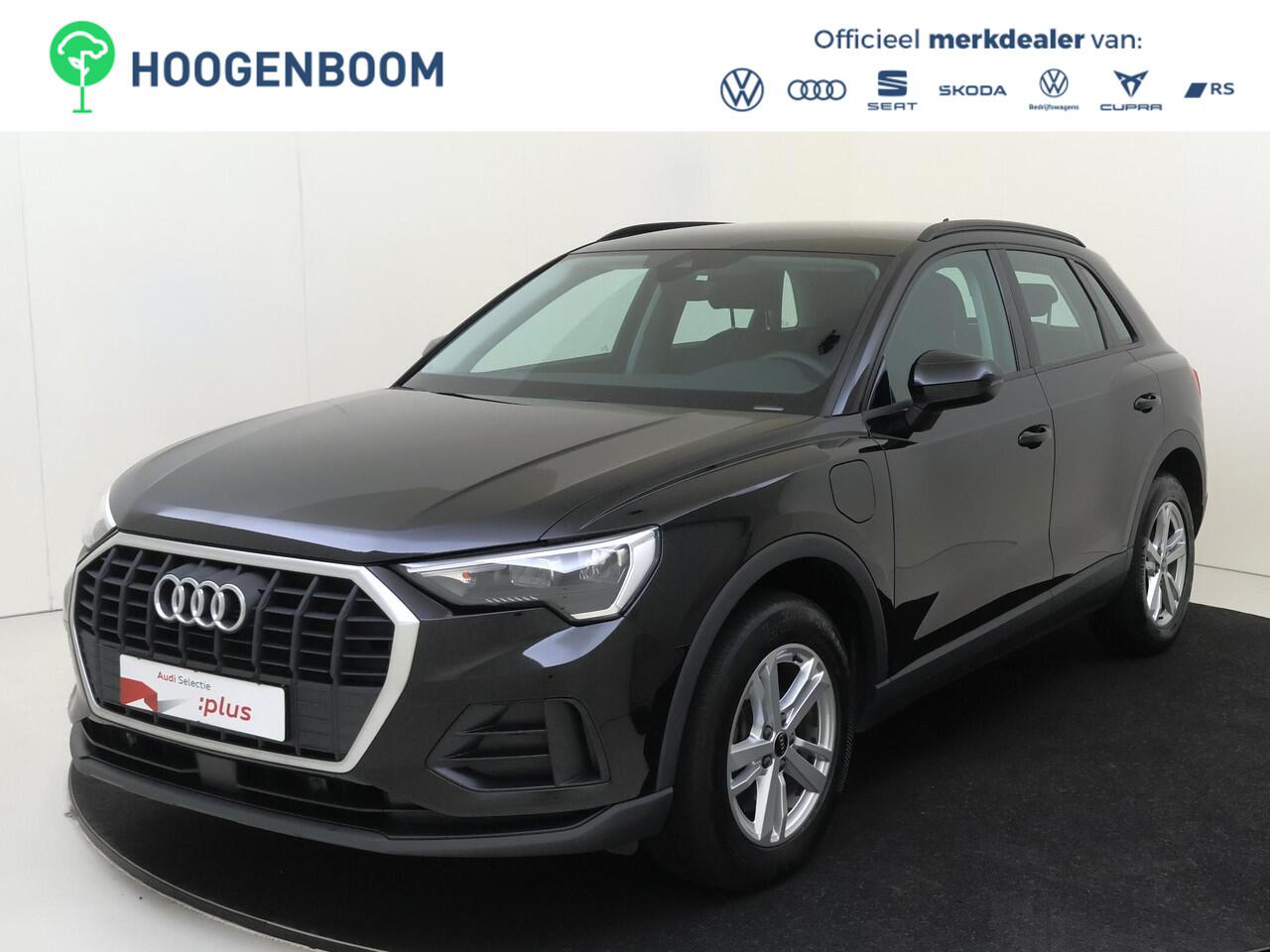 Audi Q3 45 TFSI e Advanced edition | Trekhaak | Lederen bekleding | Dodehoek detectie | Navigatie Plus | Stoelverwarming | Achteruitrijcamera | Cruise control |