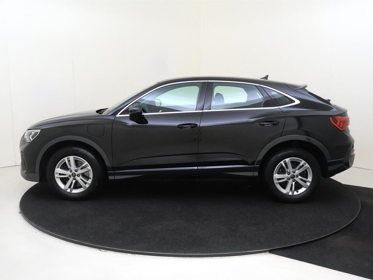 Audi Q3 Sportback 45 TFSI e Advanced Edition | Adaptieve cruise control | Full LED verlichting | Stoelverwarming | Virtual cockpit | CarPlay | Grootlichtassistent |