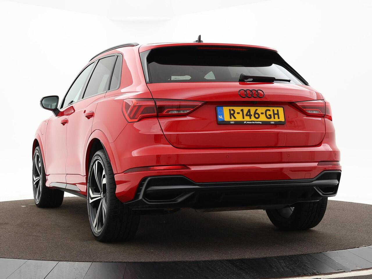 Audi Q3 45 TFSIe 245pk S-Tronic S Edition · Camera · Keyless · Side Assist · Inklap. Trekhaak · 20"Velgen · ACC · Stoelverwarming · Optiekpakket Zwart · Garantie t/m 11-01-2027 of 100.000km