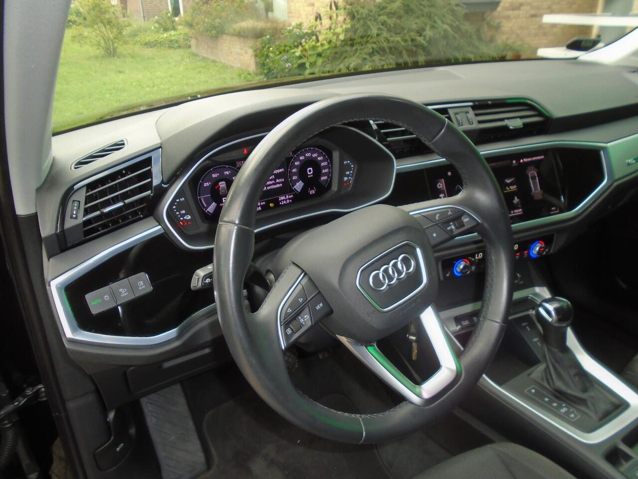 Audi Q3 45 TFSI e Advanced edition