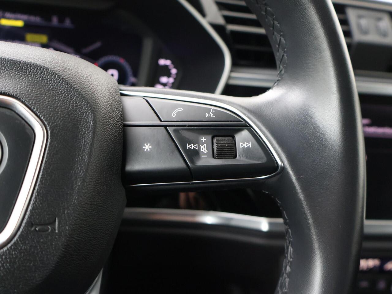 Audi Q3 Sportback 45 TFSI e S Edition | 245 PK | SoH 83% | Trekhaak | Navigatiesysteem | Adaptive cruise control | S line |