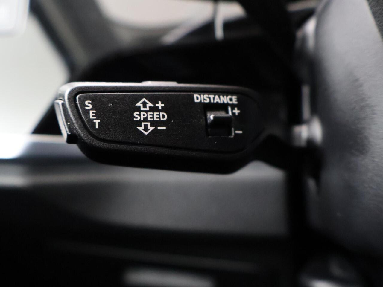 Audi Q3 Sportback 45 TFSI e S Edition | 245 PK | SoH 83% | Trekhaak | Navigatiesysteem | Adaptive cruise control | S line |