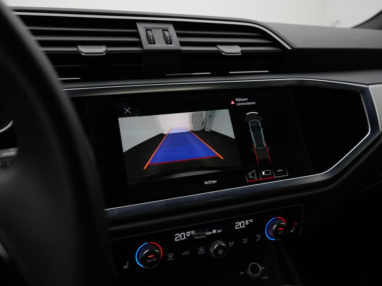 Audi Q3 45 TFSI e 245 pk edition | Achteruitrijcamera | Stoelverwarming | Carplay | 18 inch