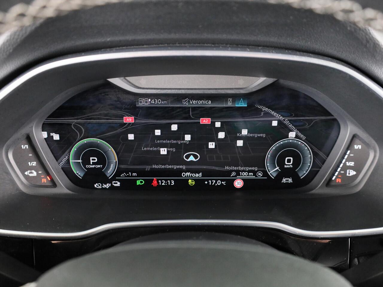 Audi Q3 45 TFSI e Business Edition 245 pk S-tronic | Navigatie | Parkeersensoren | LED koplampen | Stoelverwarming | S-Line interieur |