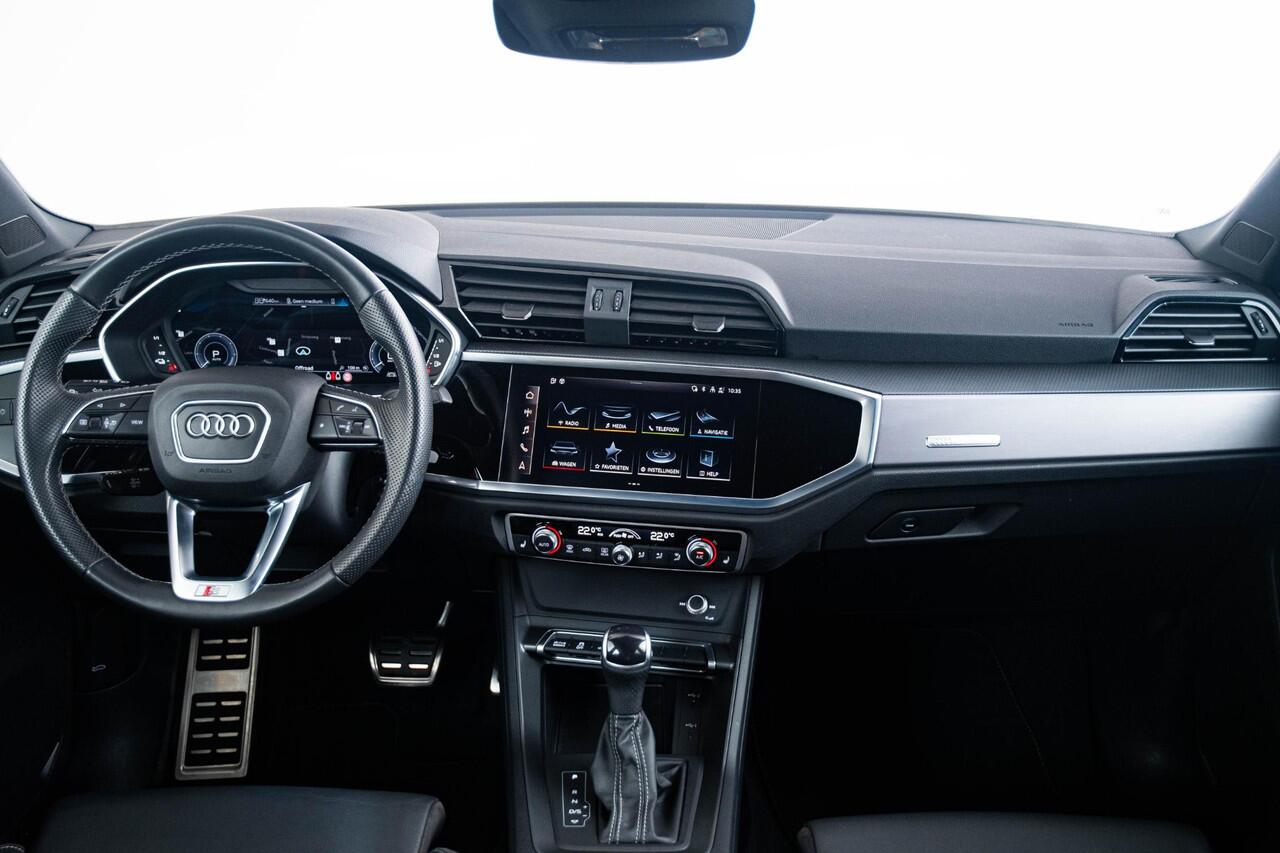 Audi Q3 45 TFSI e S edition Stoelenverwarming voor - Sportstoelen - Achterbank plus - Audi virtual cockpit plus - Parkeerhulp plus - Cruise control - Audi drive select - Automatisch bedienbare achterklep - Binnenspiegel automatisch dimmend -