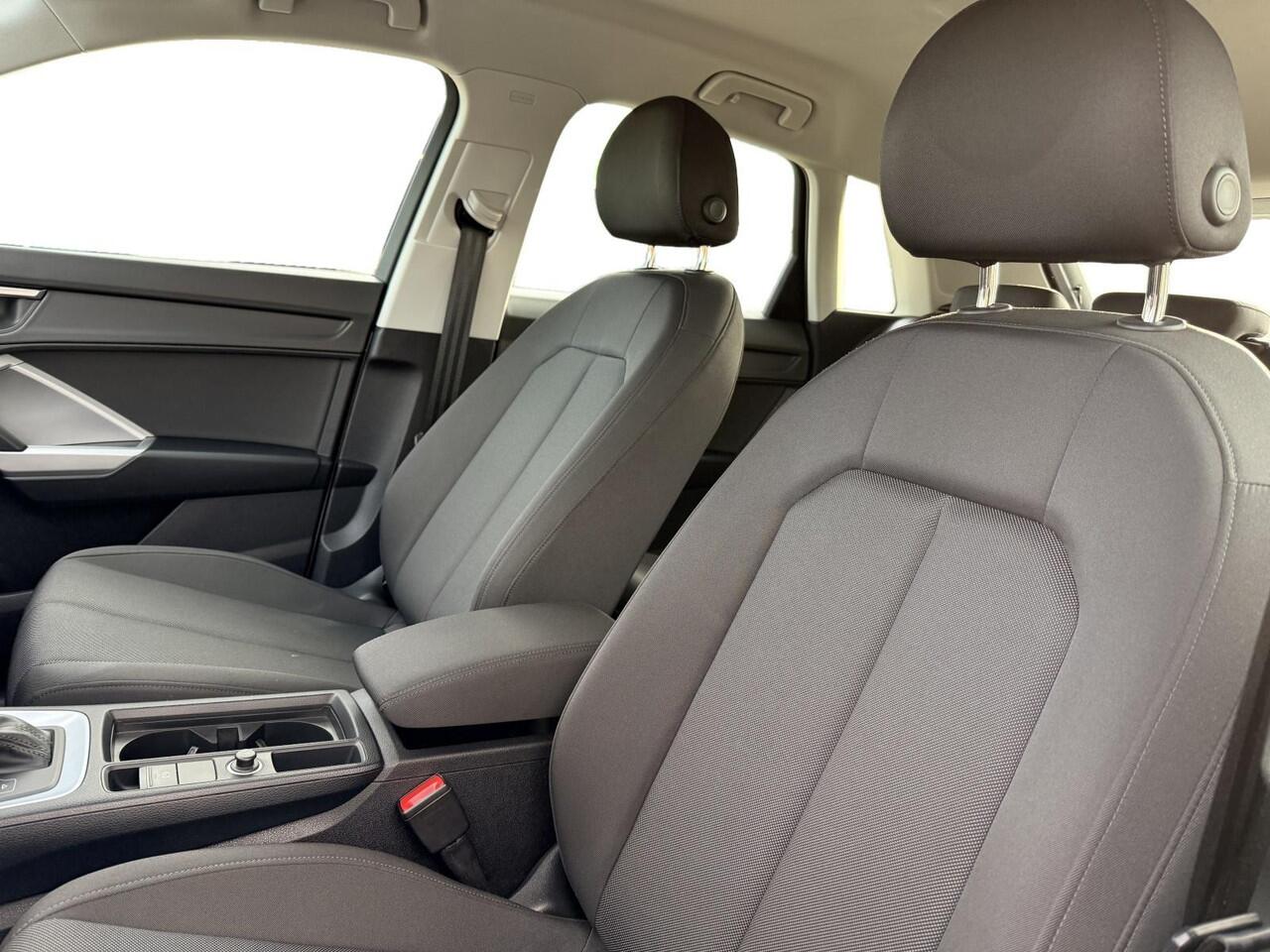 Audi Q3 45 TFSI e S edition S-line, Stoelverw., 19 inch.