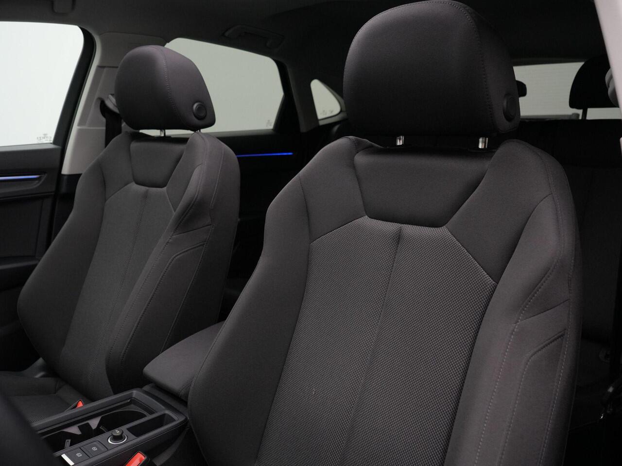 Audi Q3 Sportback 45 TFSI e 245 pk S-Line | Panoramadak | Achteruitrijcamera | Stoelverwarming | Adaptive Cruise