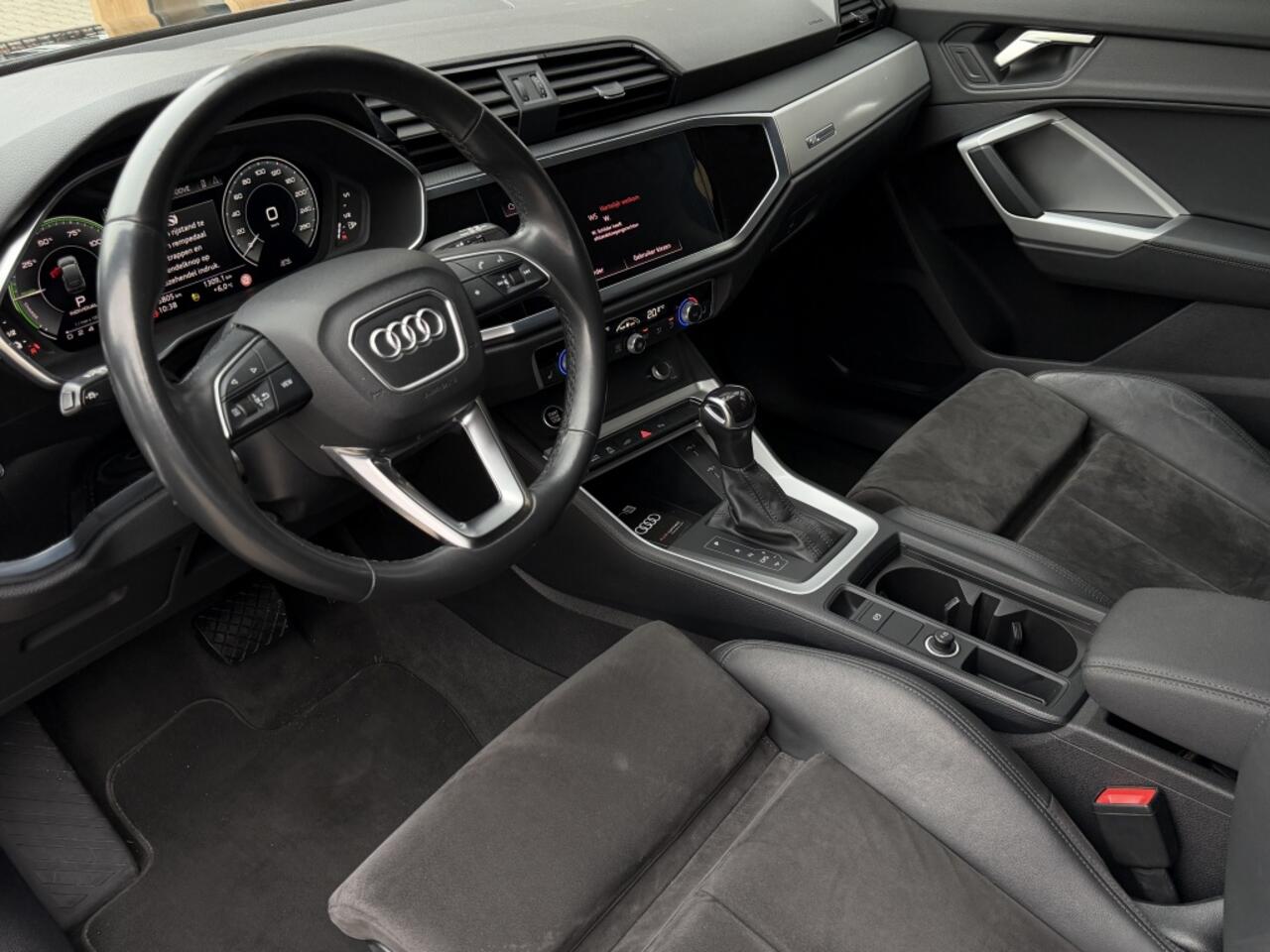 Audi Q3 Sportback 45 TFSI e Bns Edit. | Elect Trekhaak | Carplay | Camera |