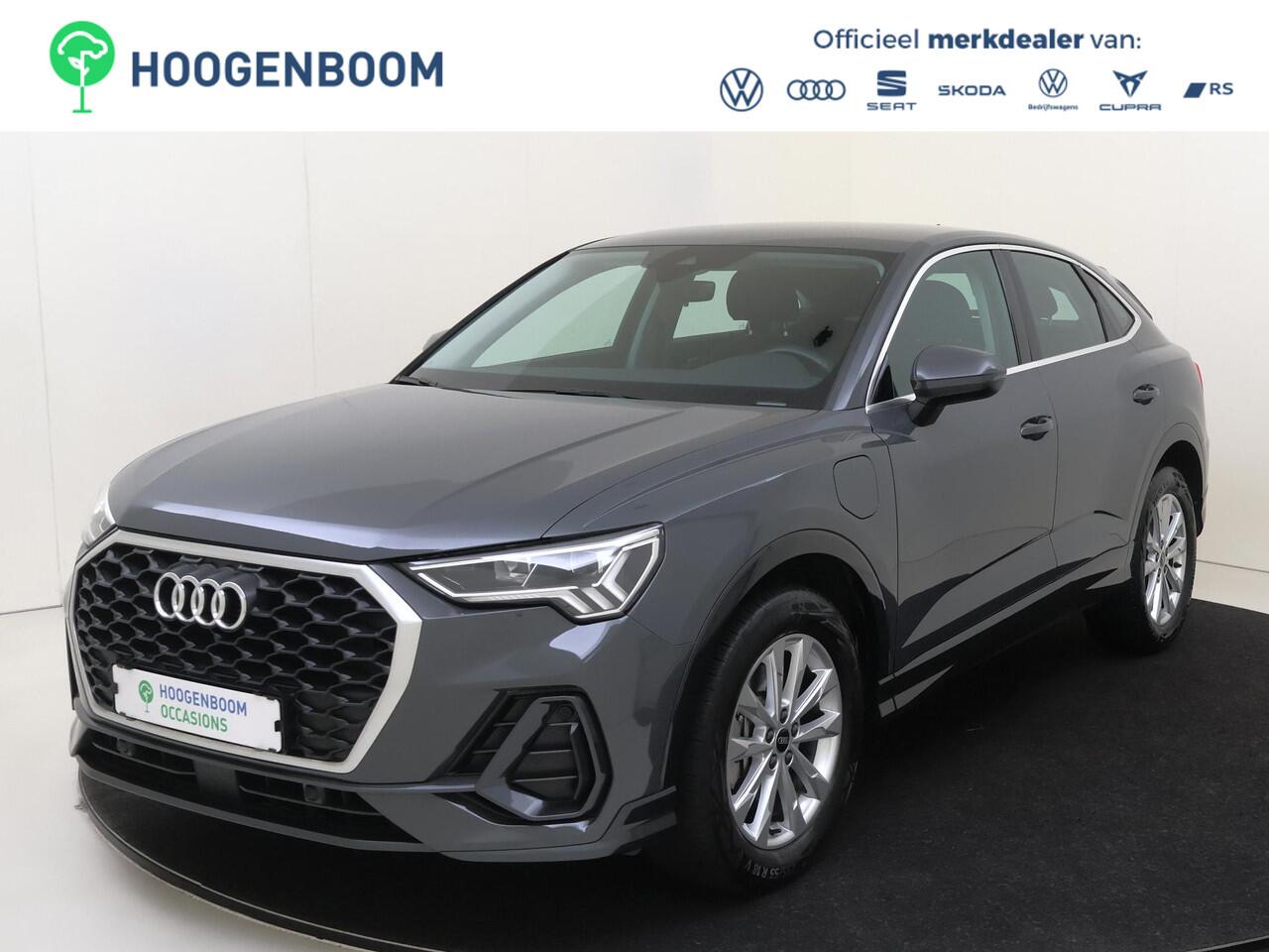 Audi Q3 Sportback 45 TFSI e Business Edition | Dodehoek detectie | Navigatie Plus | Adaptieve cruise control | CarPlay | Full LED verlichting | Parkeersensoren | Elektrisch inklapbare buitenspiegels |