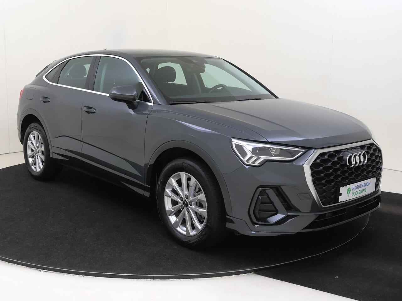 Audi Q3 Sportback 45 TFSI e Business Edition | Dodehoek detectie | Navigatie Plus | Adaptieve cruise control | CarPlay | Full LED verlichting | Parkeersensoren | Elektrisch inklapbare buitenspiegels |