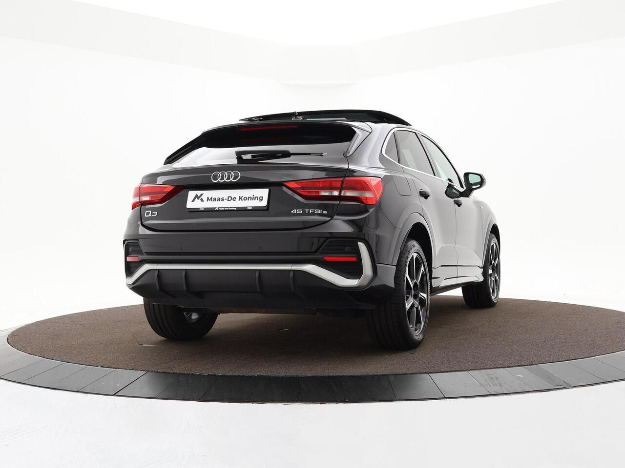 Audi Q3 Sportback 45 TFSIe 245pk S-tronic S Edition · Panoramadak · Elek. Achterklep · Dodehoek Detectie · Lederen Bekleding · Cruise Control · P-Sensoren · 19'' Inch ·