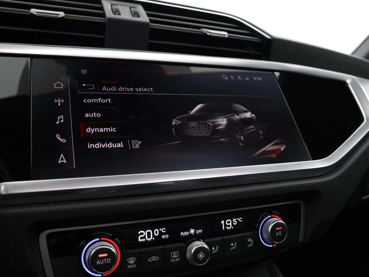 Audi Q3 Sportback 45 TFSIe 245pk S-tronic S Edition · Panoramadak · Elek. Achterklep · Dodehoek Detectie · Lederen Bekleding · Cruise Control · P-Sensoren · 19'' Inch ·