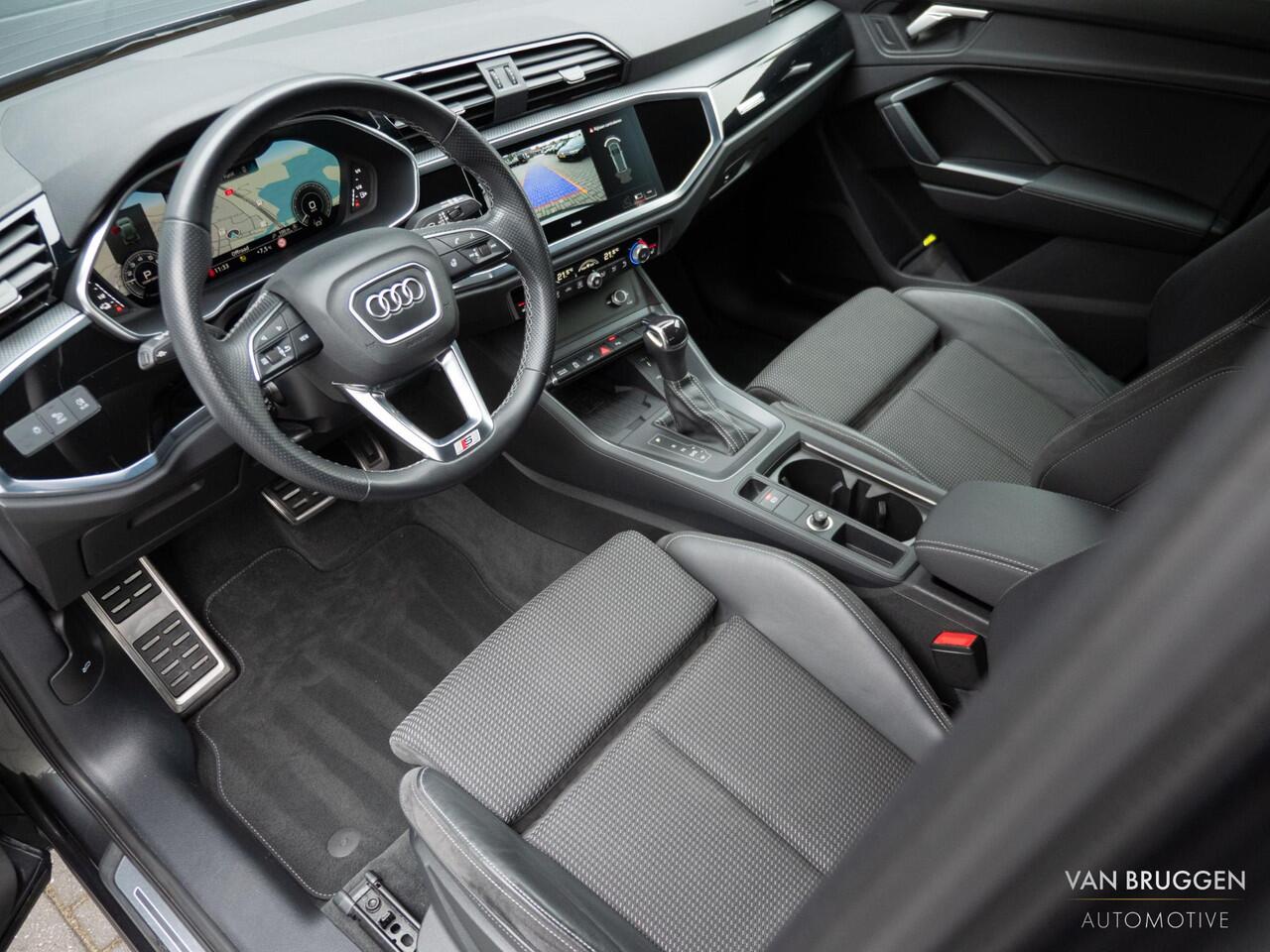 Audi Q3 45 TFSI e S-Line Pano Camera ACC Stuurverw. 20" BTW