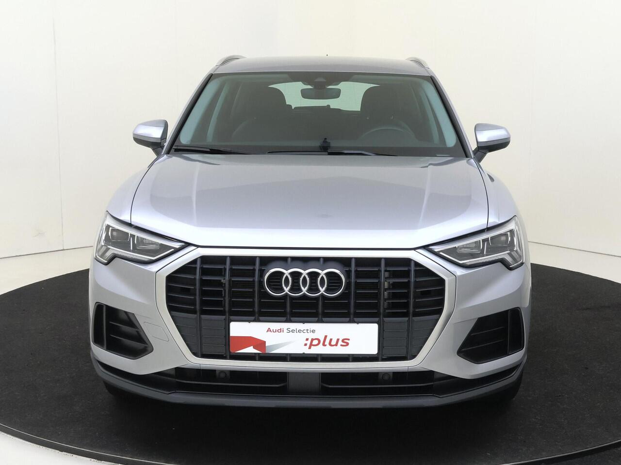 Audi Q3 45 TFSI e Advanced edition | SoH 90% | Trekhaak | Lederen bekleding | Adaptieve cruise control | Parkeersensoren achter | Audi virtual cockpit | CarPlay | Stoelverwarming |