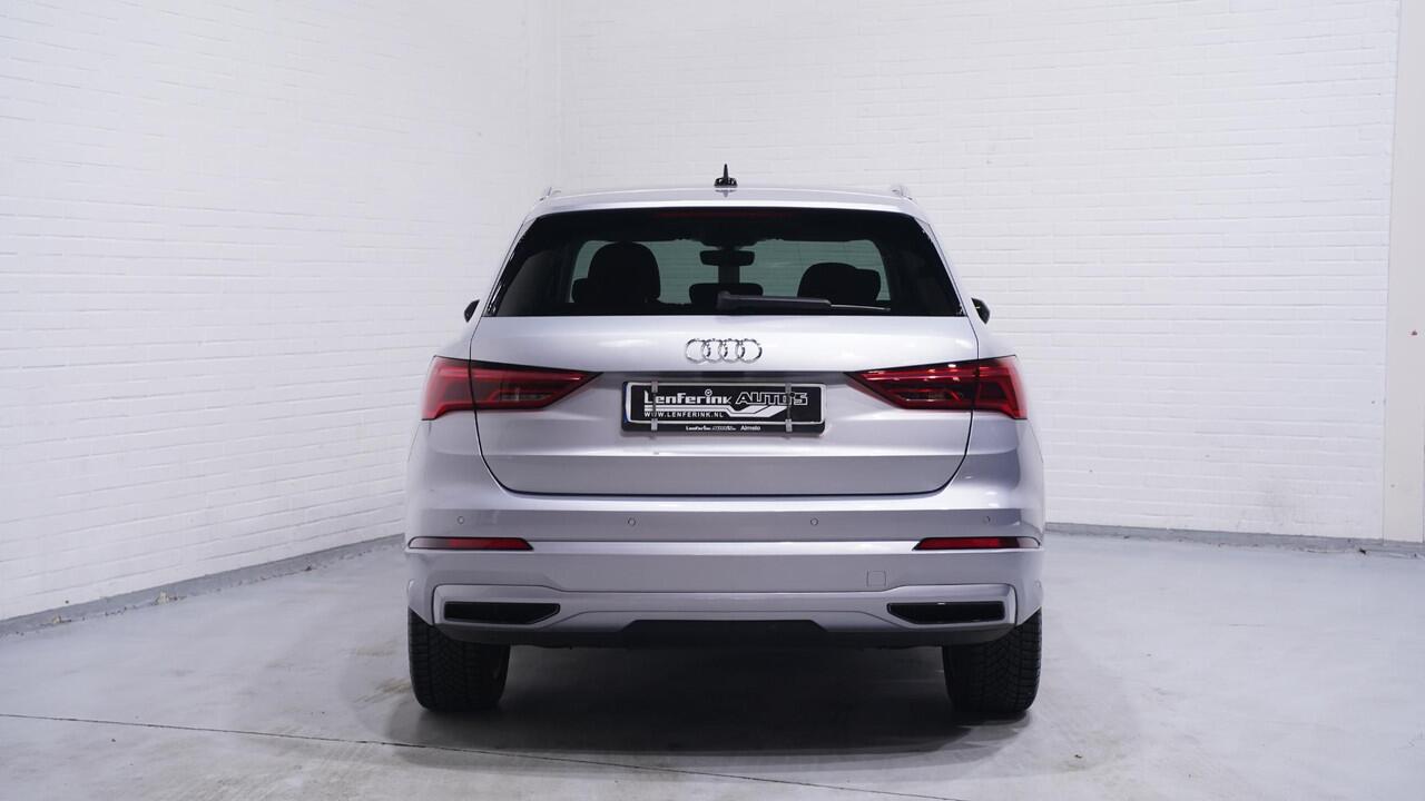 Audi Q3 35 TFSI Advanced edition Plus 1e Eig. NAP Leder alcantara sportstoelen PDC Stoelverwarming Navi