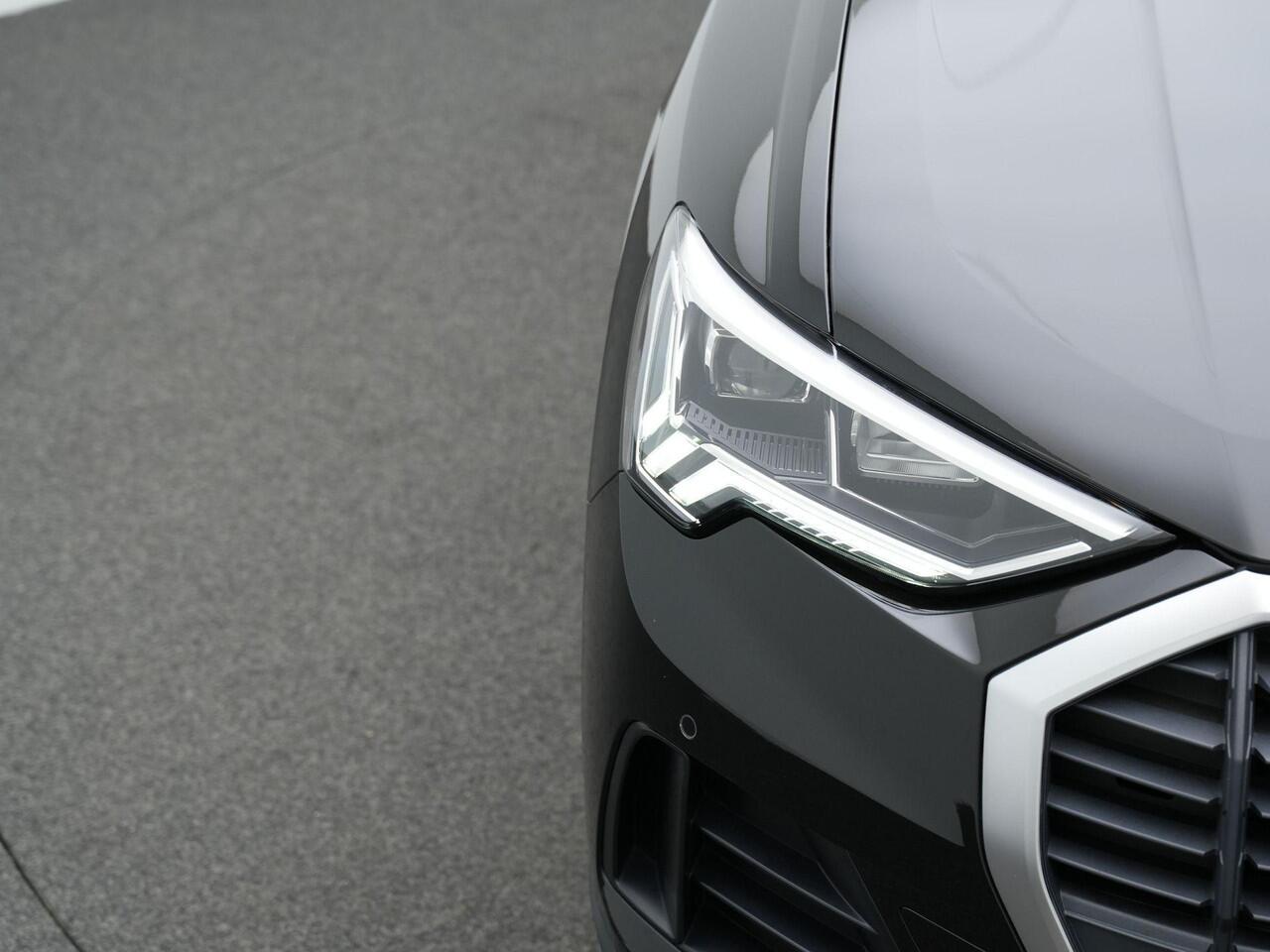 Audi Q3 45 TFSI e 245 pk | Stoelverwarming | Adaptive Cruise | Navigatie | Side Asssist