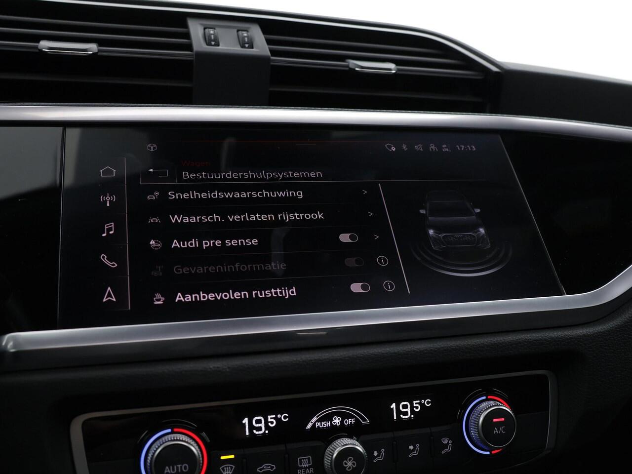 Audi Q3 Sportback 45 TFSIe 245pk S-tronic S Edition · Camera · Panoramadak · Keyless · Apple/Android Car Play · Trekhaak Wegklapbaar · 19'' Inch ·