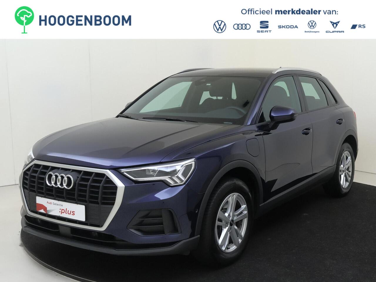 Audi Q3 45 TFSI e Advanced edition | SoH 92% | Trekhaak | S-line interieur | Parkeerassistent | Stoelverwarming | Navigatie Plus | Adaptieve cruise control | Dodehoek detectie |