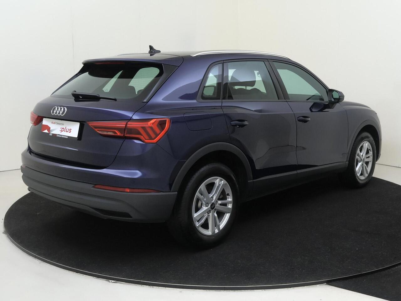 Audi Q3 45 TFSI e Advanced edition | SoH 92% | Trekhaak | S-line interieur | Parkeerassistent | Stoelverwarming | Navigatie Plus | Adaptieve cruise control | Dodehoek detectie |