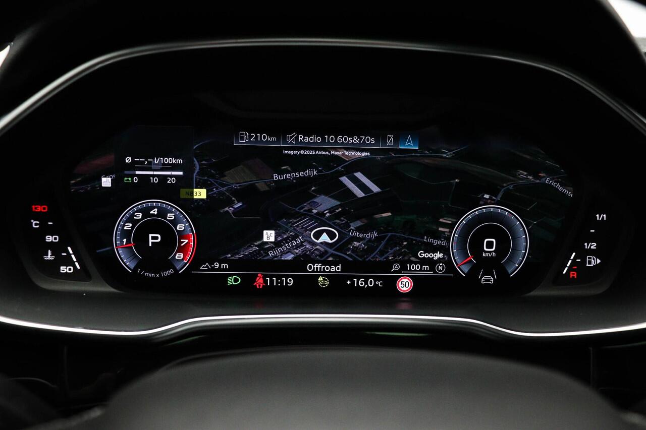 Audi Q3 35 TFSI S-Line edition | VIRTUAL COCKPIT GROOT | PANORAMADAK | DAB | APPLE | TREKHAAK