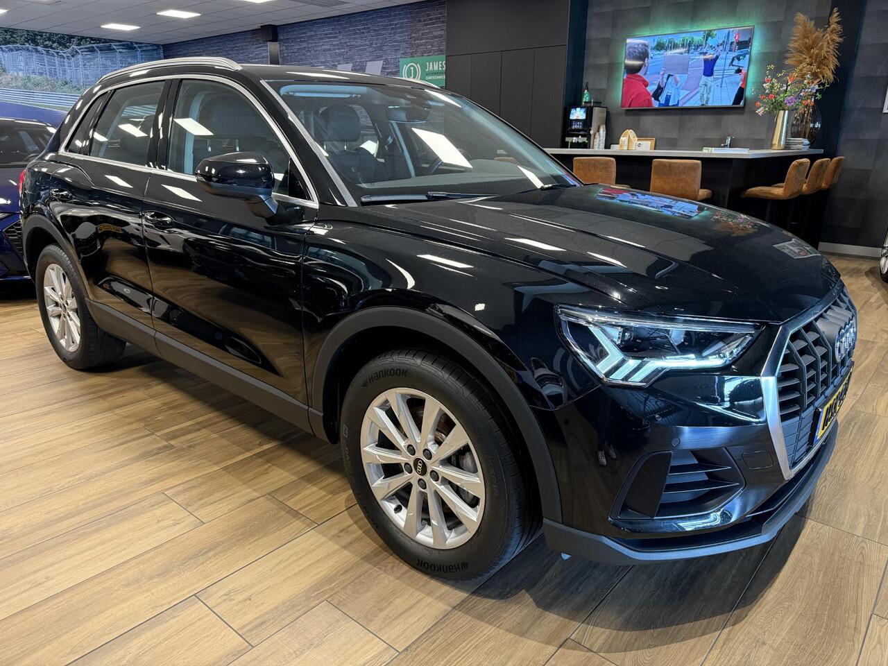 Audi Q3 45 TFSIe Advanced edition |Carplay|Sportstoelen|Adaptieve cruisecontrol|Elektrische achterklep