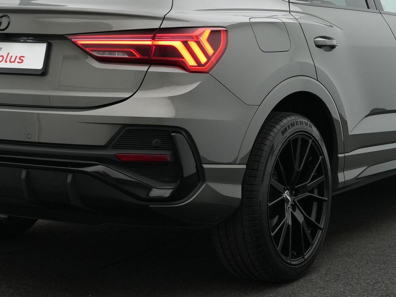 Audi Q3 Sportback 35 TFSI 150 pk S-tronic S-Line | Matrix LED | Achteruitrijcamera | Stoelverwarming | Navigatie