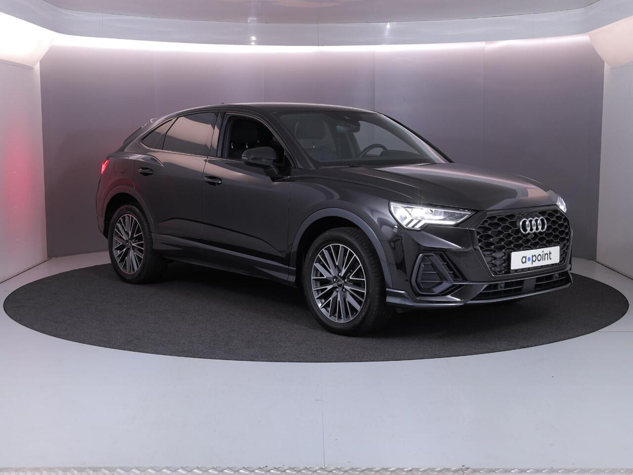 Audi Q3 Sportback 45 TFSI e S Edition 245 pk S-tronic | Navigatie | Trekhaak (wegklapbaar) | Parkeersensoren | Achteruitrijcamera | Stoelverwarming | S-Line |