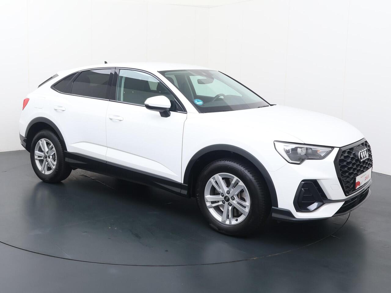 Audi Q3 Sportback 45 TFSI e Edition | 150 PK | SoH 94% | Automaat | Trekhaak | S line | Adaptive cruise control | Apple Carplay/Android Auto |